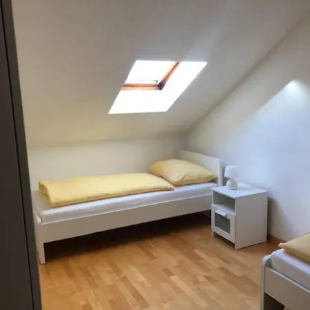 Lejlighed Haus Altenburg Innsbruck